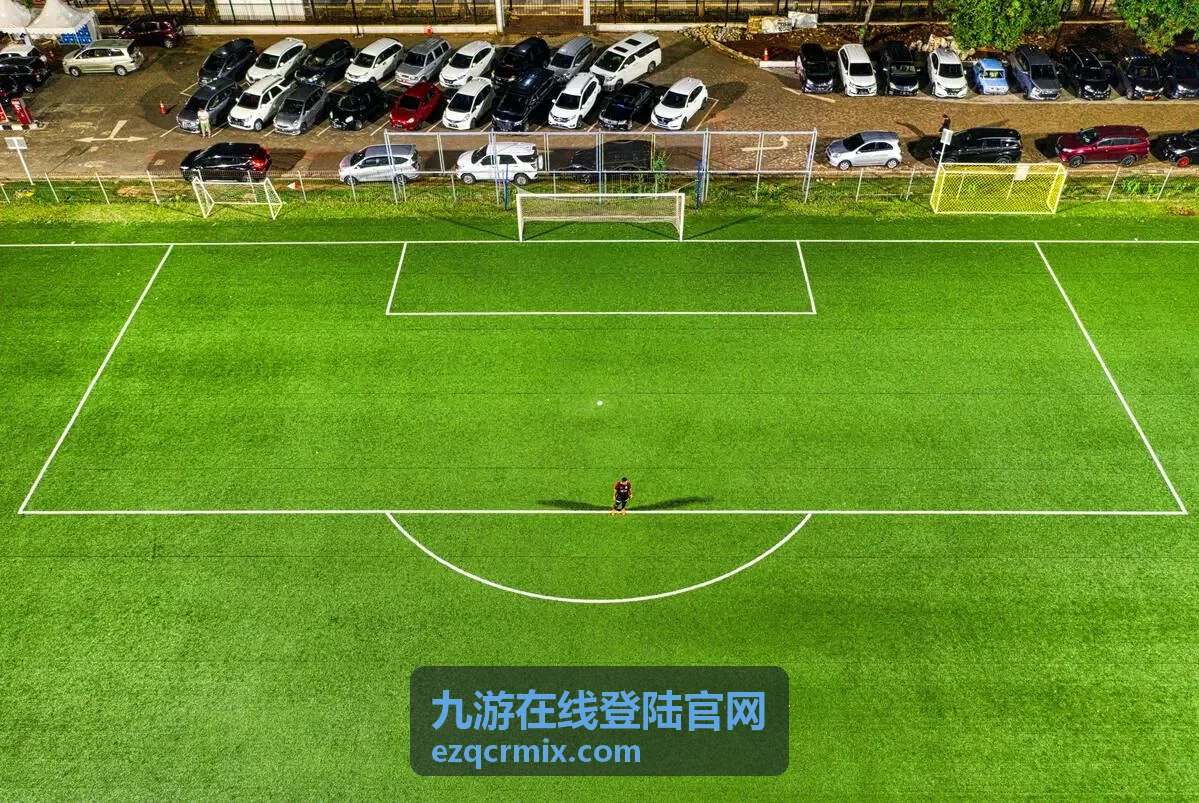 九游在线登陆官网常见问题页面配图，展示登录疑问排查与支持入口